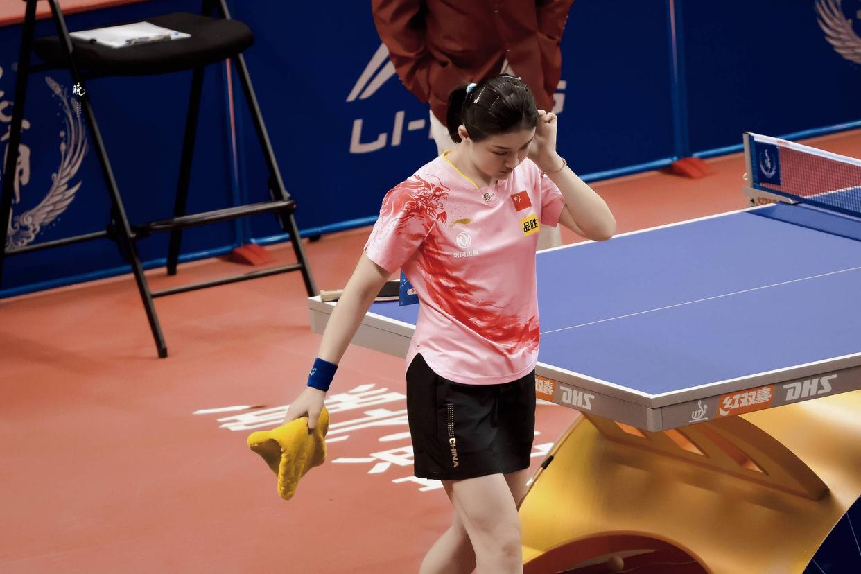 成都世乒赛王曼昱孙颖莎陈梦采访,世乒赛陈梦对阵孙颖莎谁能夺冠呢