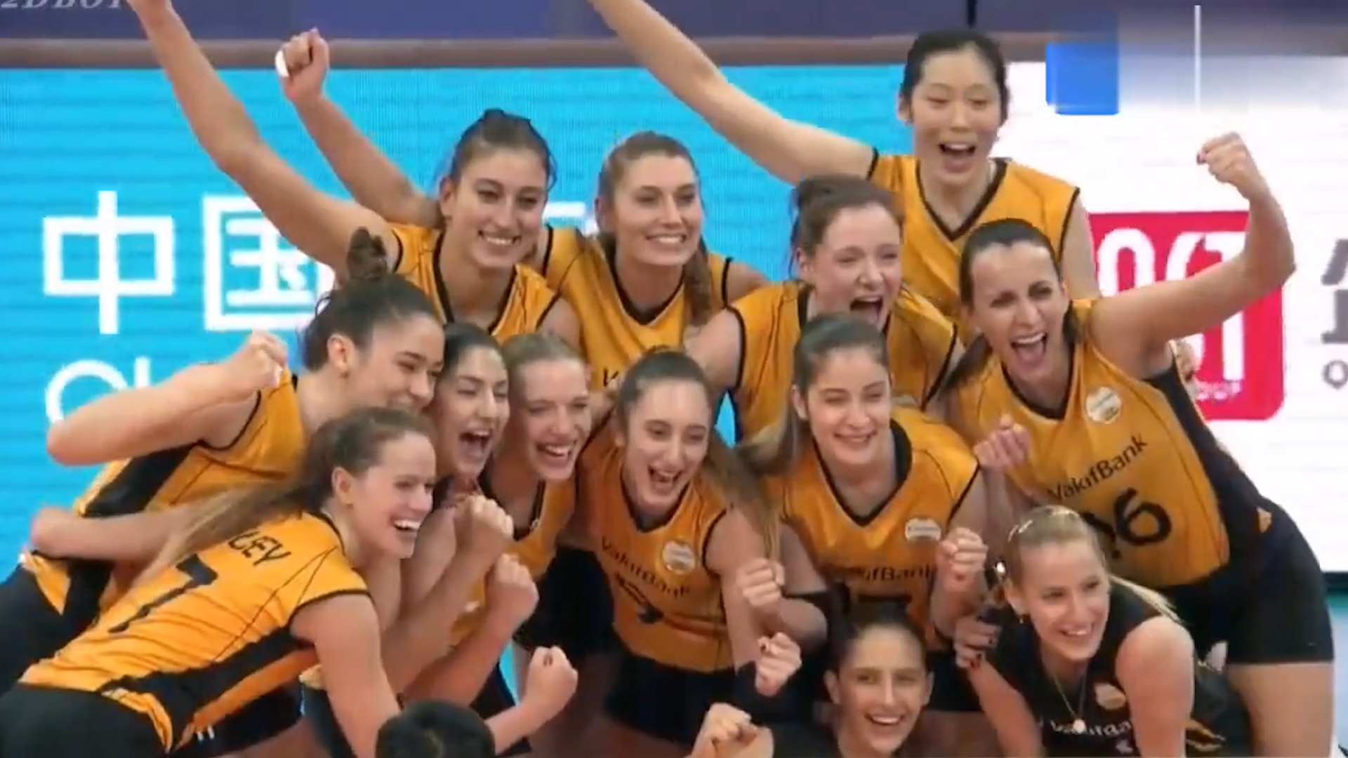 朱婷现在年薪,朱婷年薪曝光国际排坛震惊不已