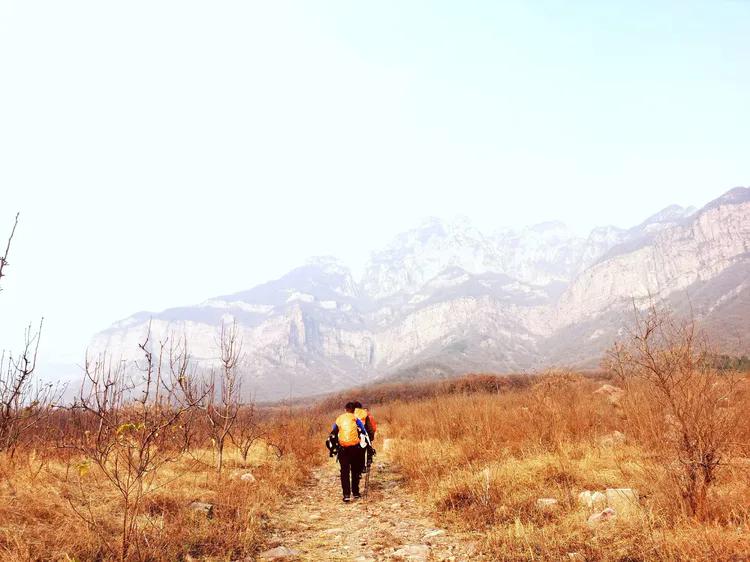 绝壁大梯白云寺,徒步白云寺