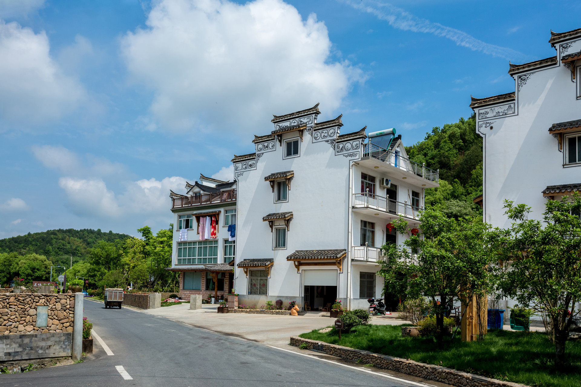 农村新型树脂瓦效果,石棉瓦好还是合成树脂瓦好