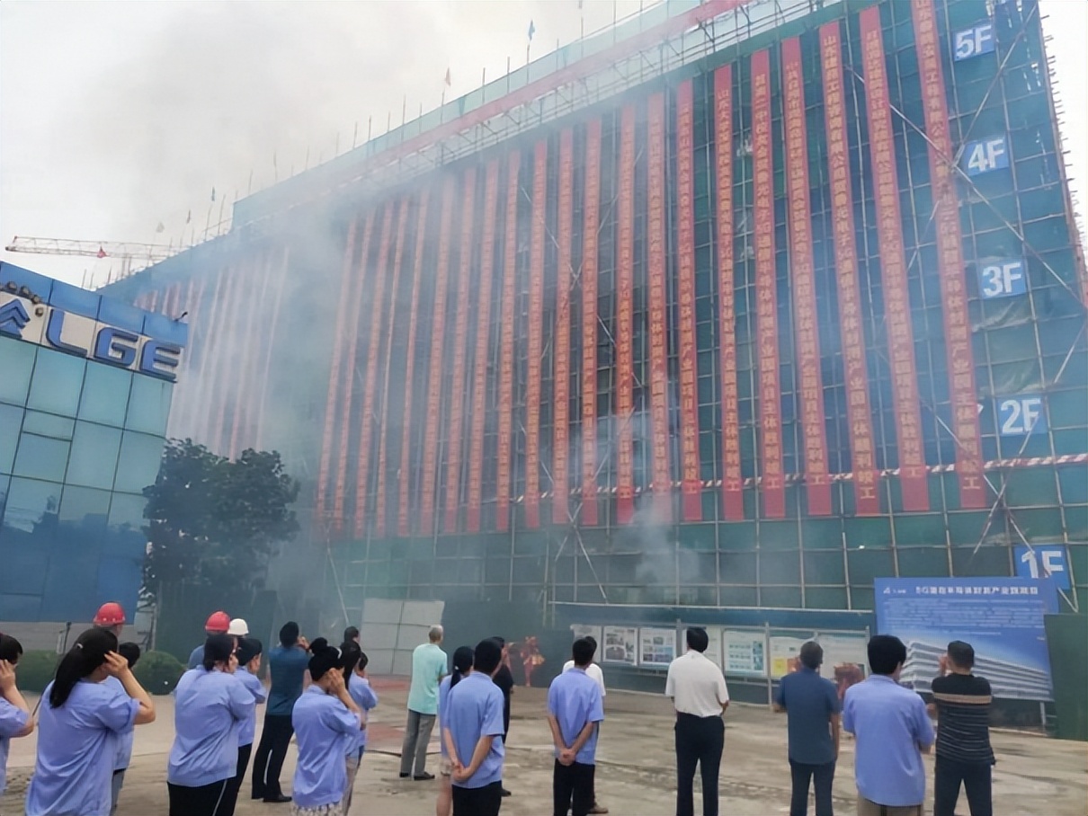 3.65万亿大基建,2.3万亿美金新基建