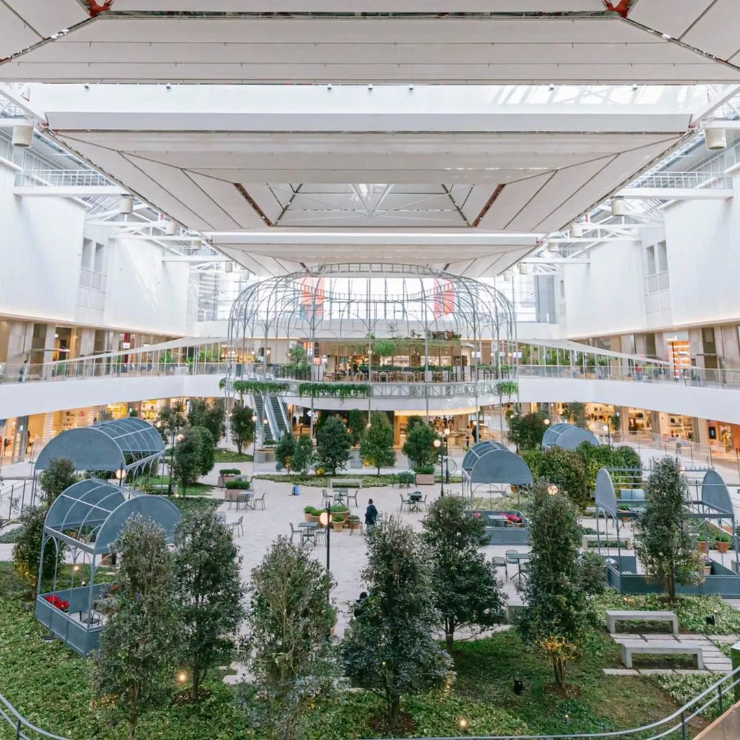 小平面也能拉满空间张力？看“现代首尔”如何用空间圈粉