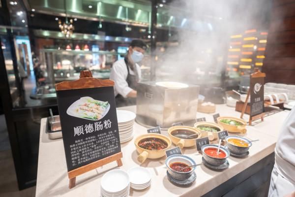 美食与美景并存,美食与美景交相辉映