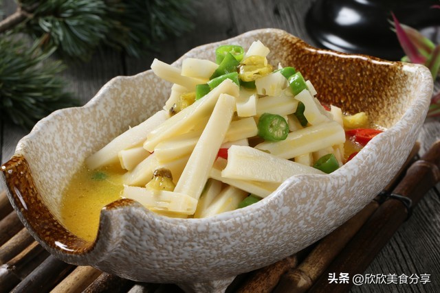 缙云中维香溢大酒店服务员,缙云香溢大酒店附近美食