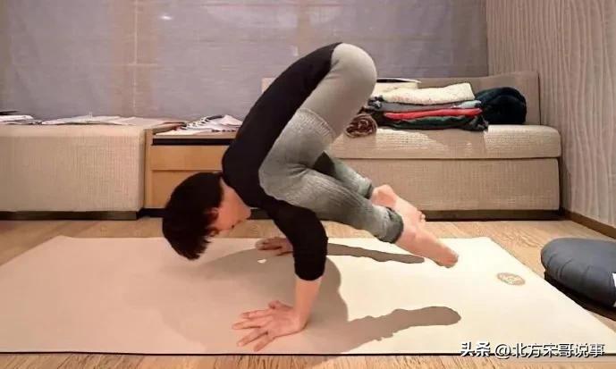 一个民族需要仰望星空的人的视频,一个民族为什么要有仰望星空的人