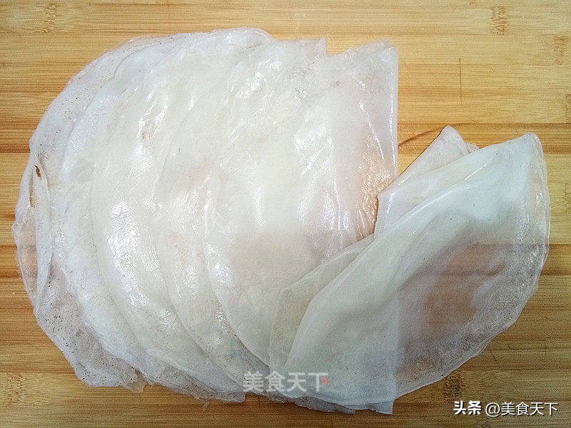 外面卖的凉皮是什么做的,外面买的凉皮还要煮吗