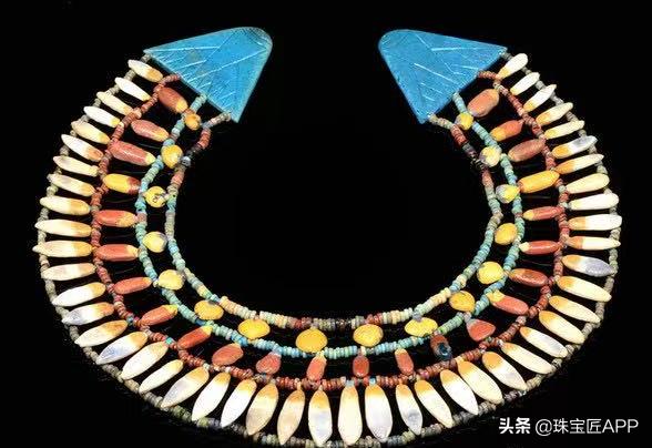 埃及艳后的魅力法宝，一般人驾驭不了的超超超豪华“Choker”
