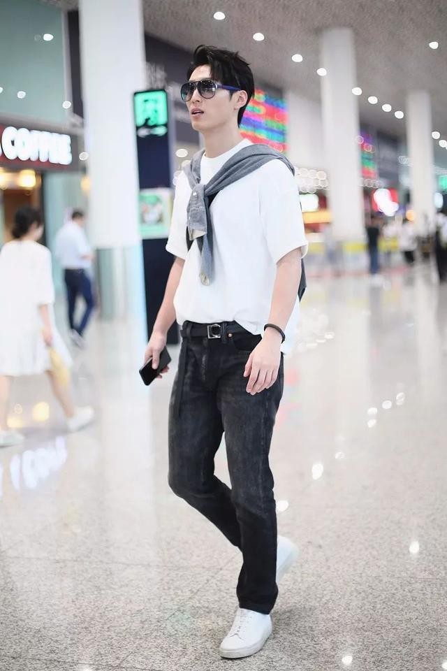 男生简约风高级感穿搭,夏季极简风穿搭男士