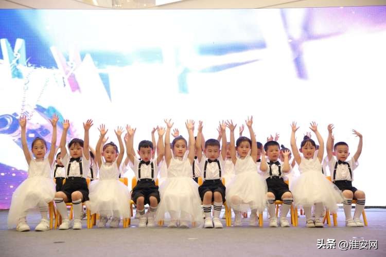 放飞梦想幼儿园文艺汇演,放飞梦想幼儿园节目