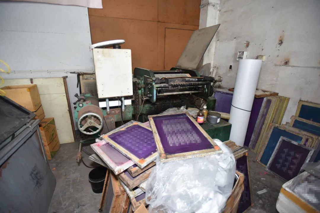 桐乡假冒运动服装案,江苏常熟警方破获假冒名牌服装案