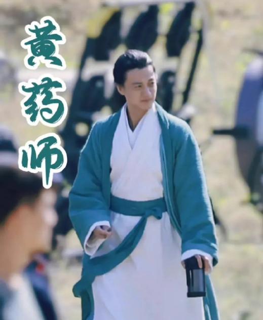 难以超越的13个经典角色,新旧对比15位毁经典的辣眼睛角色