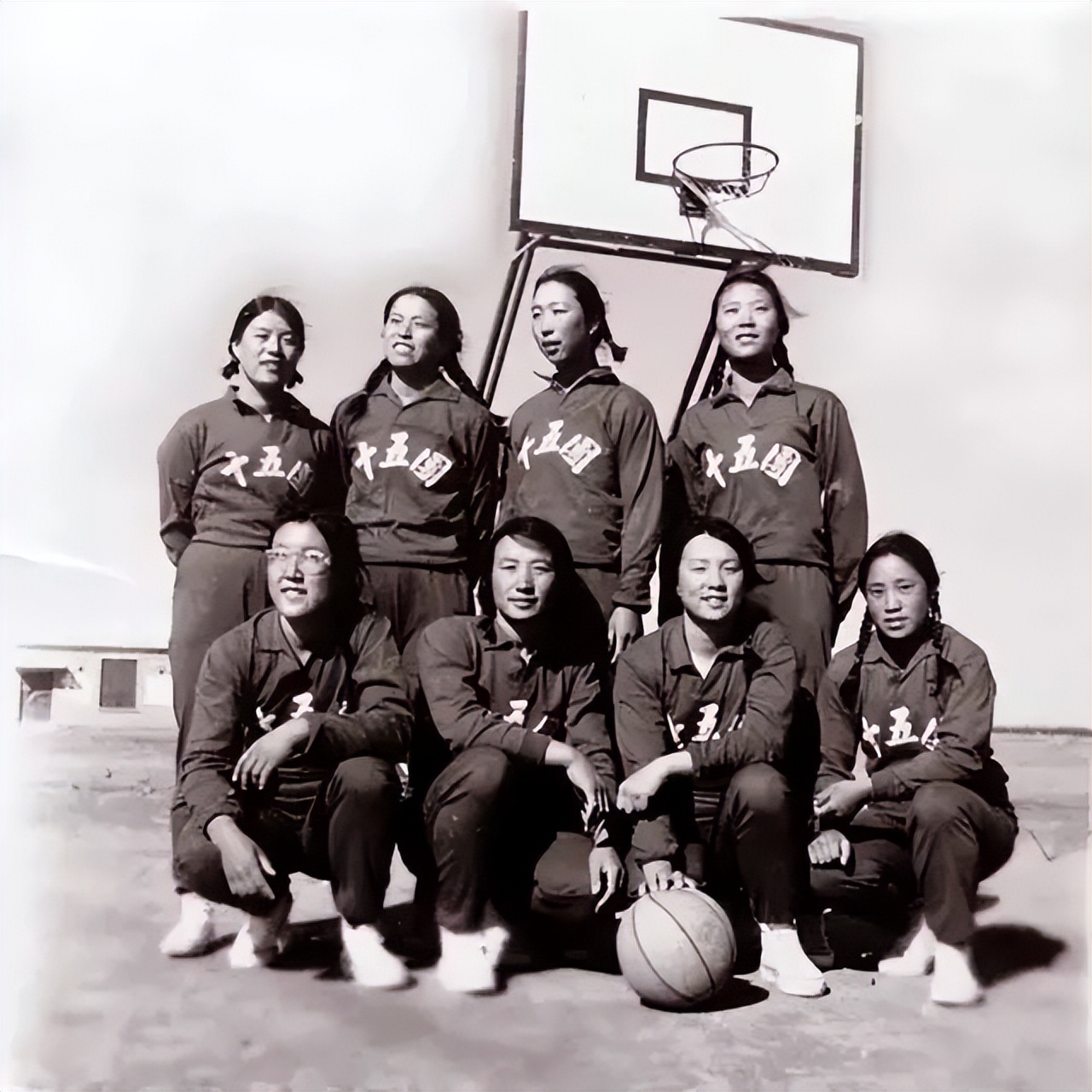 忆十五团篮球队的征程