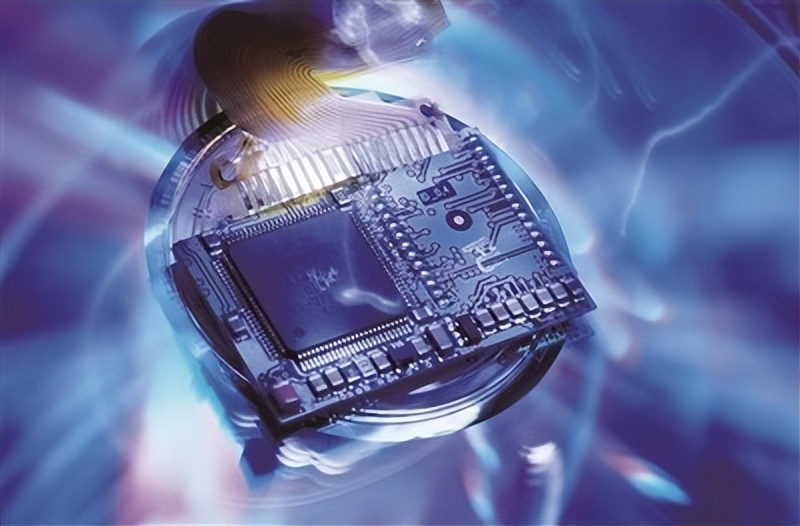 围堵中国失败,美高层:不与中国经济脱钩,对华“服软”了?