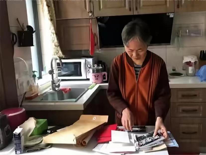 殡仪馆办理火化手续收死亡证明吗,死亡证明开具后不火化遗体