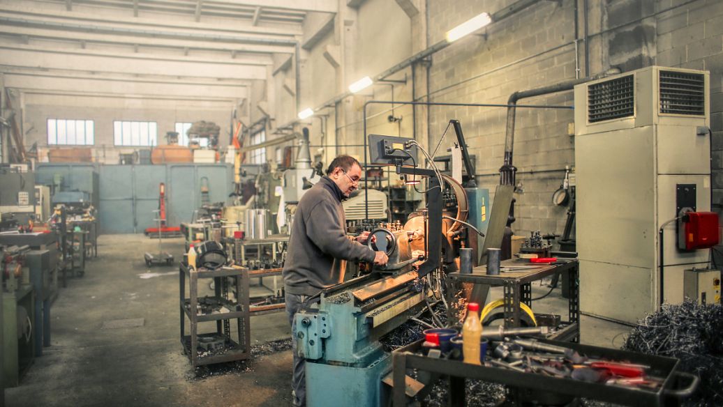 农民发明空气发电机,农民发明了个最好的发电机