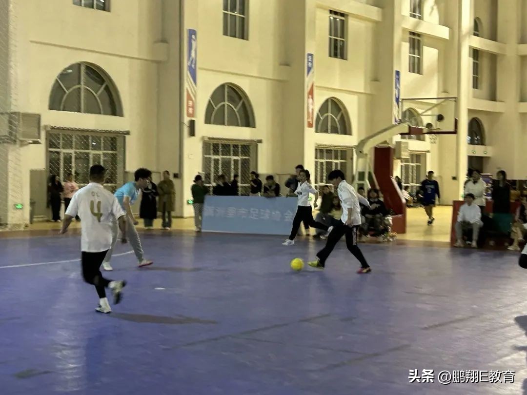 【团情速递】｜满洲里俄语职业学院青春怀揣热血，运动焕发激情