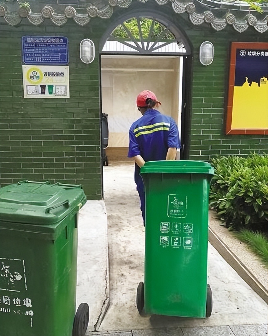 广东女环卫工人被举报,女环卫工被骚扰4年后续