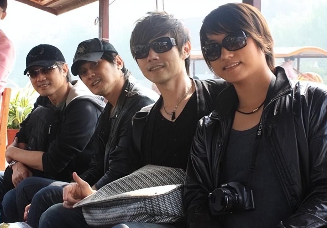 包小柏只有一个女儿吗,包小柏和他女儿