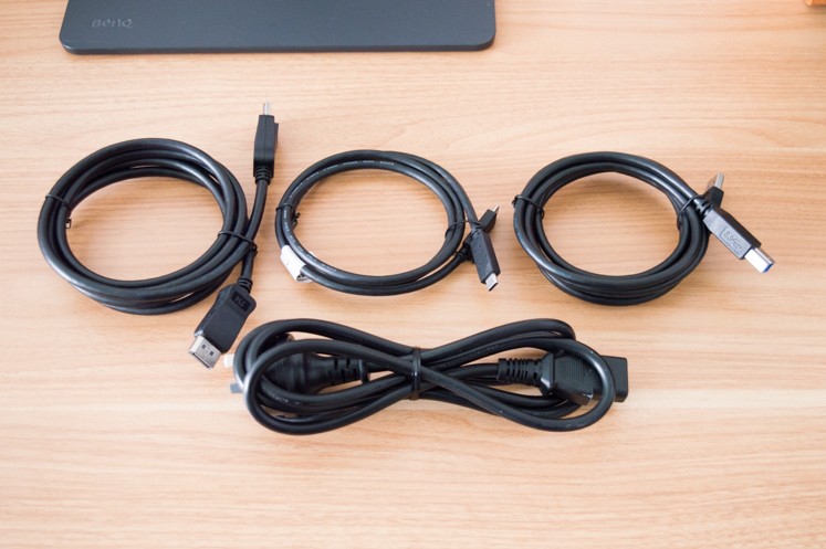 明基pd2506q如何调整显示位置,明基pd2506q与2705哪个好