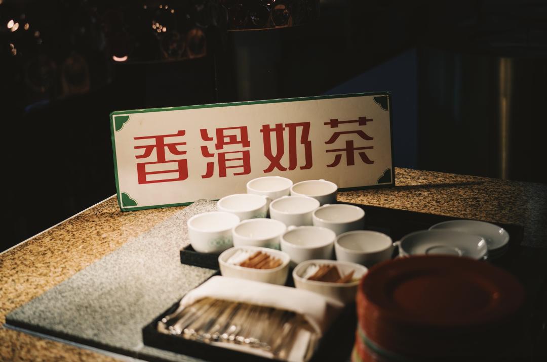 很老派、很雍容、很科技、很新潮，老钱风的“新酒店”