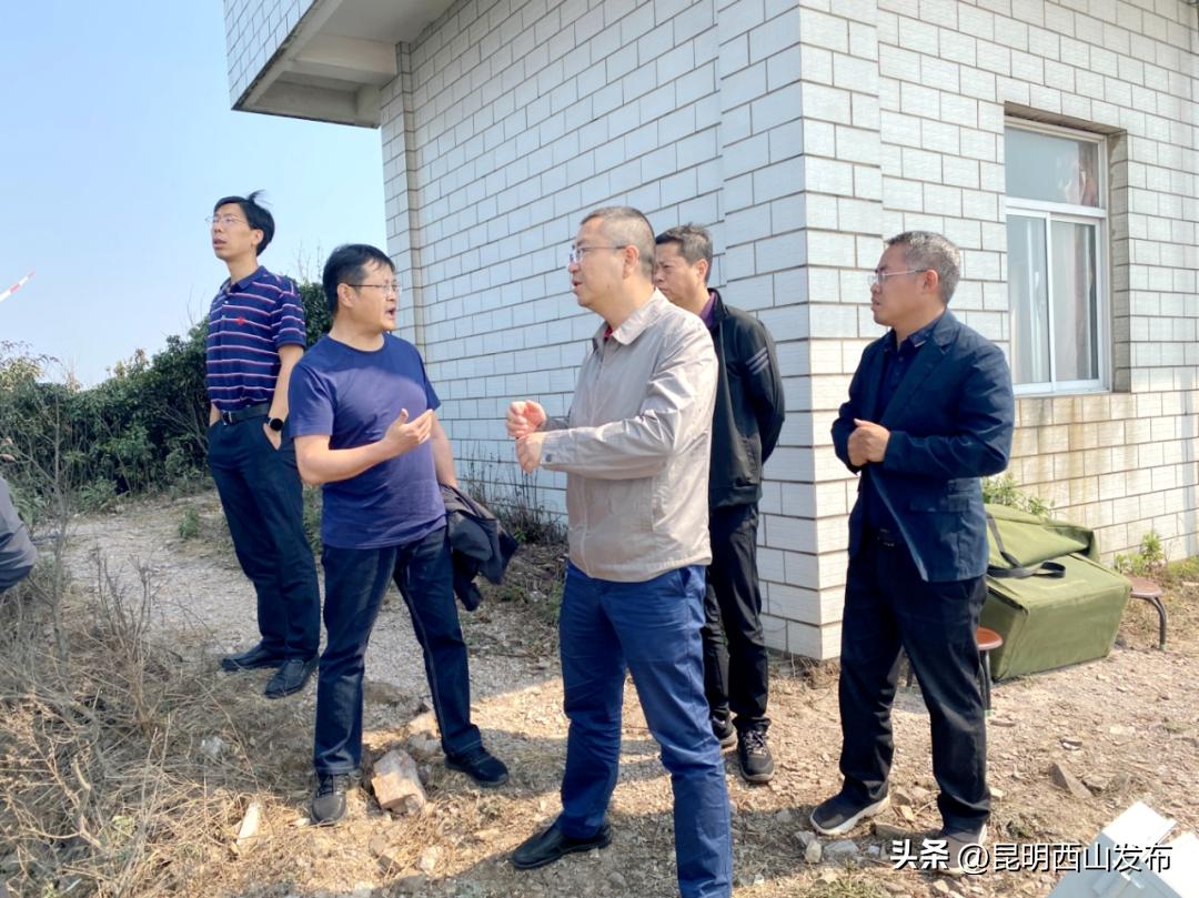 区领导带队检查我镇森林防火工作,副区长在镇街检查森林防火工作