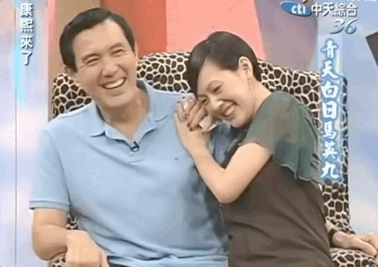 小s婚礼大s发言视频大全,大s婚礼视频小s感动落泪