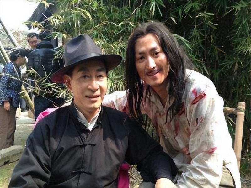 展昭何家劲至今单身,展昭何家劲为啥退出演艺圈