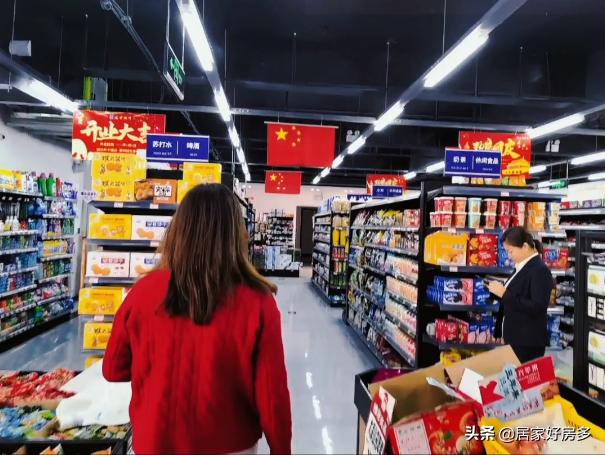 说到社区配套？国信这个小区，不服不行