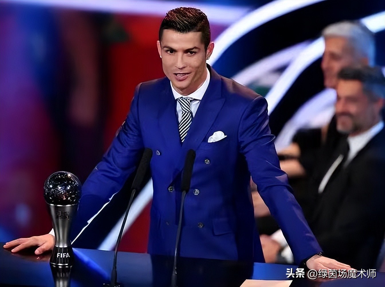 世界足坛绰号top10,足坛十大经典球星绰号下集