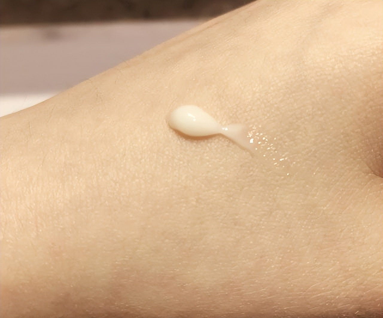 紫熨斗菲洛嘉眼霜,眼霜测评红黑榜紫熨斗