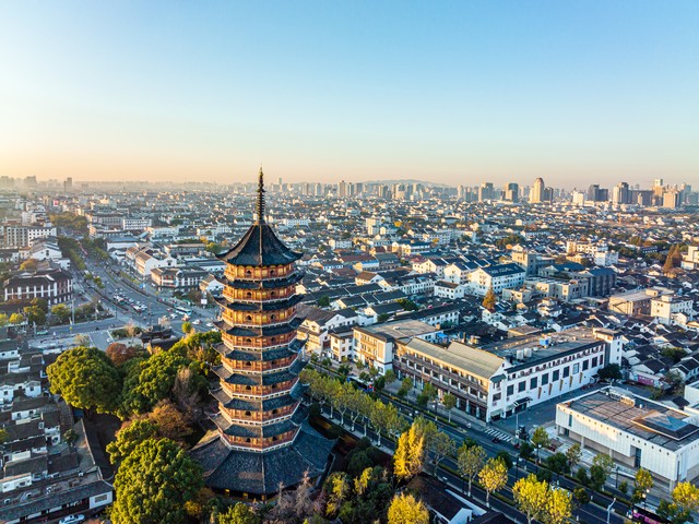 38岁单身离异大姐,40岁大姐离异5年有个儿子