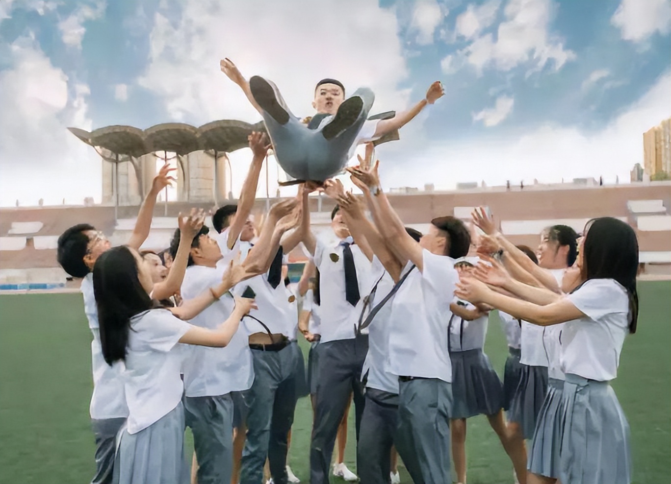 近年来毕业薪资高的大学专业,本科毕业5年后收入最高的专业