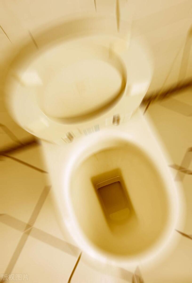 秋冬嘴巴干燥起皮吃什么,秋冬嘴巴周围干燥怎么解决