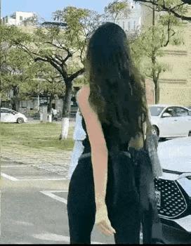 大哥怕是不行了,背是上午踩的,人是下午走的,席是中午吃的