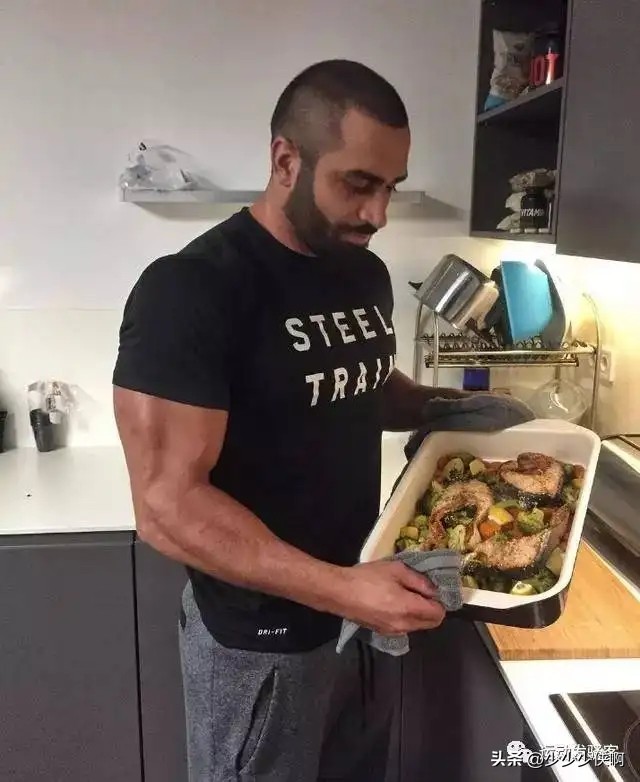 不运动可以吃蛋粉吗,不健身吃蛋白质粉会变胖吗