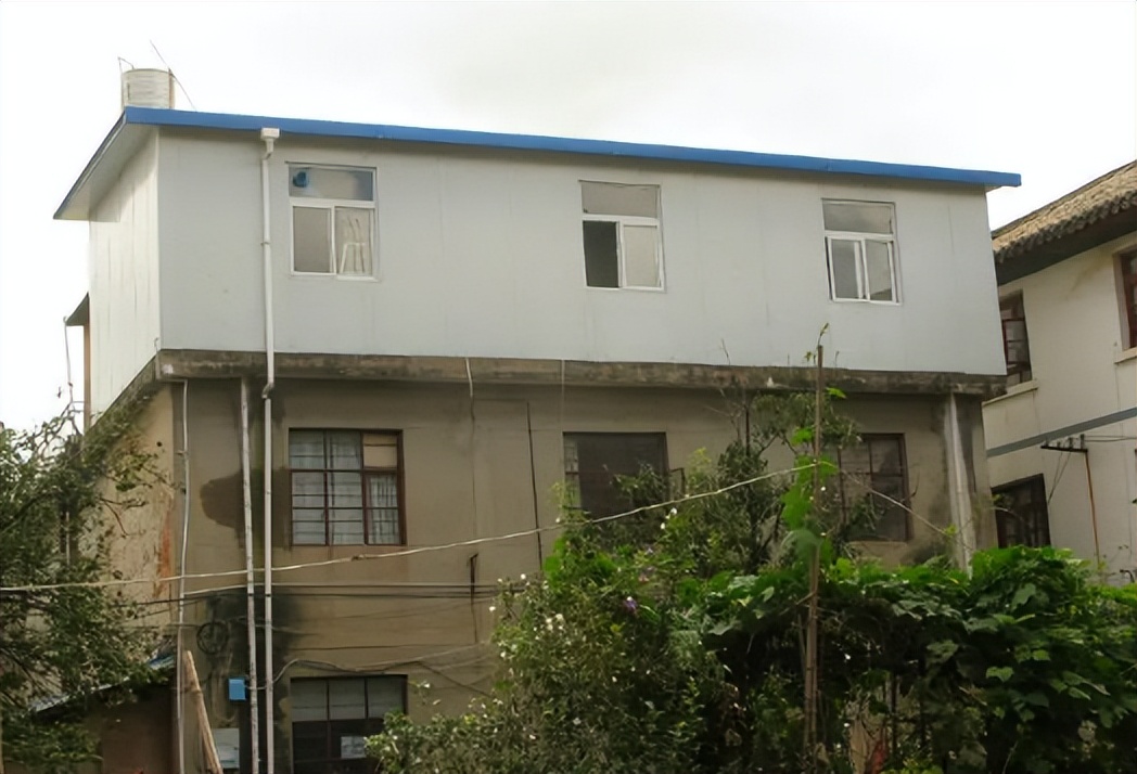 农村自建平房夏天特别热怎么解决,农村自建房被太阳晒了很热怎么办