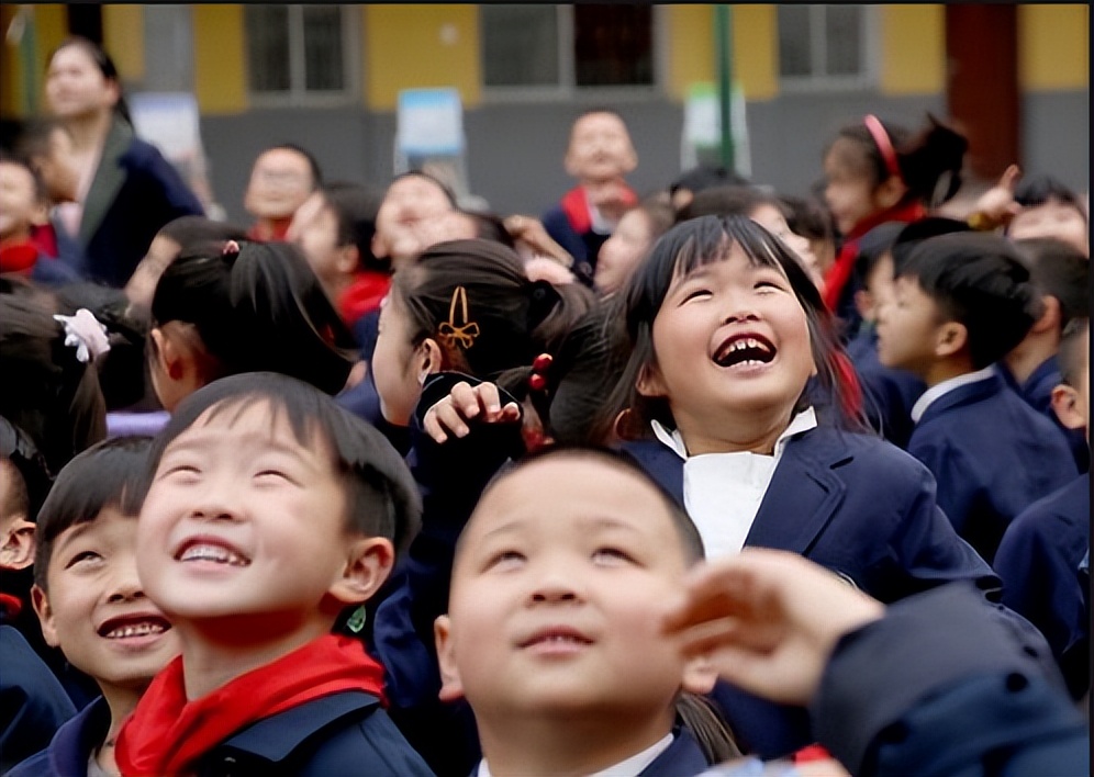 三观正的父母，才是孩子们最大的底气，别让父母成为孩子们的阻碍