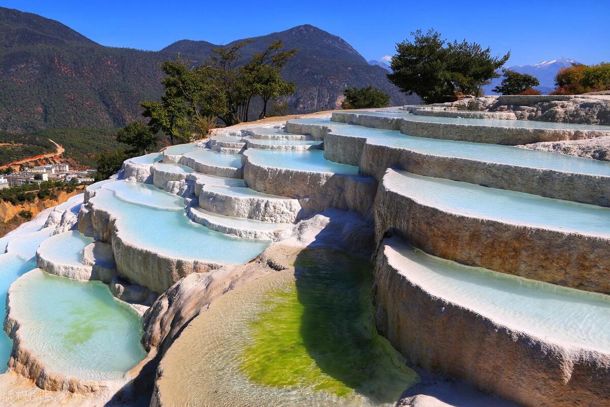 云南旅游可以看到独特的什么景观,云南旅游探寻大自然鬼斧神工