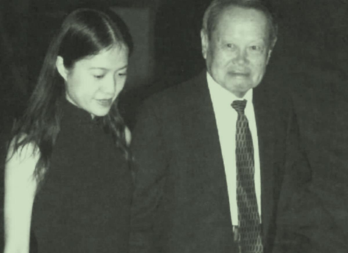 杨振宁催促翁帆冻卵子,杨振宁同意翁帆改嫁了吗