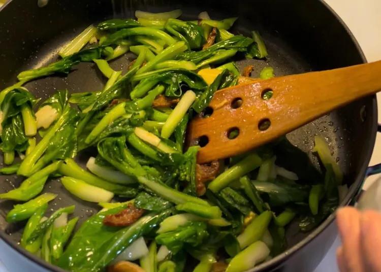 这5种绿叶菜，比牛奶含钙高，每天吃一把，全家老小钙都补足了