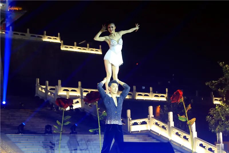 “千年老咸阳活力新渭城”主题文艺演出《杂技专场》震撼亮相