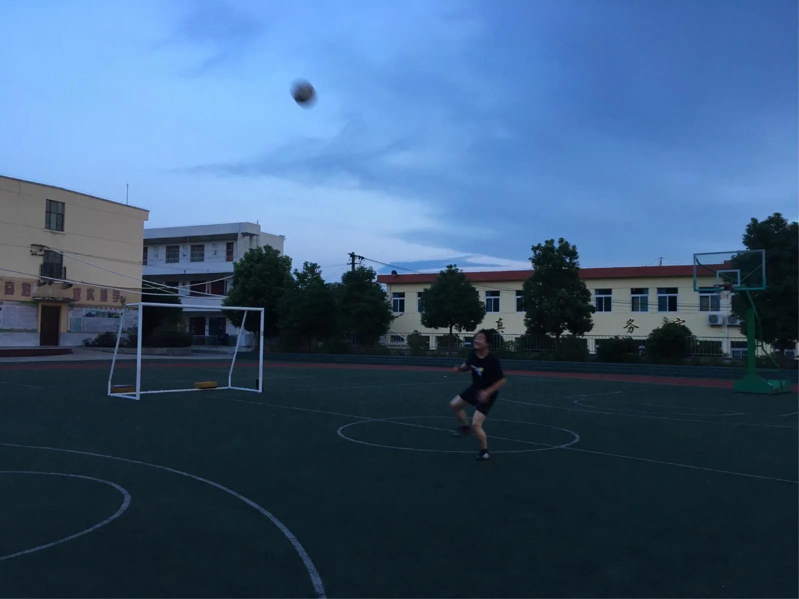 我和足球的故事短视频,回顾中国足球2002世界杯