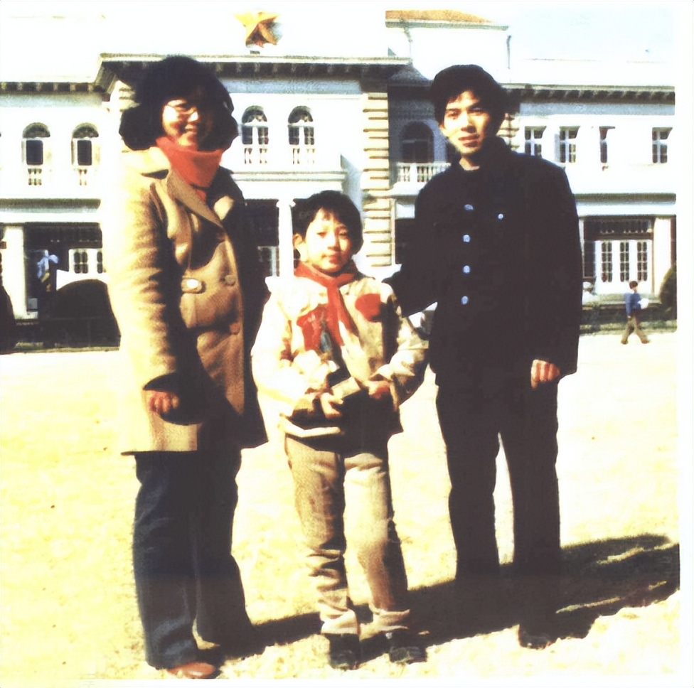 43岁围棋冠军常昊近照,围棋国手常昊和张璇