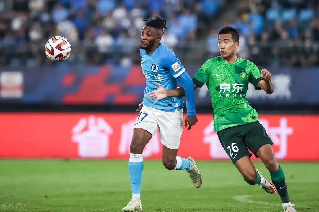 中超海港2-1国安领跑积分榜,中超积分榜最新排名大连