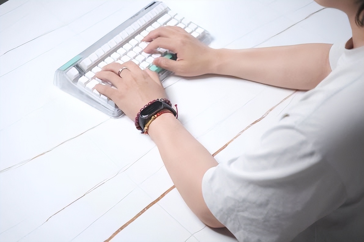 6款人体工学椅大横评,人体工学椅子600左右推荐