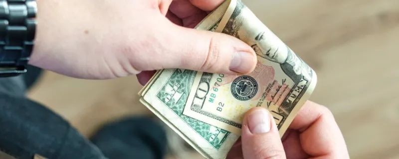 银行为何代销他行理财产品,银行代销保险公司理财产品安全吗