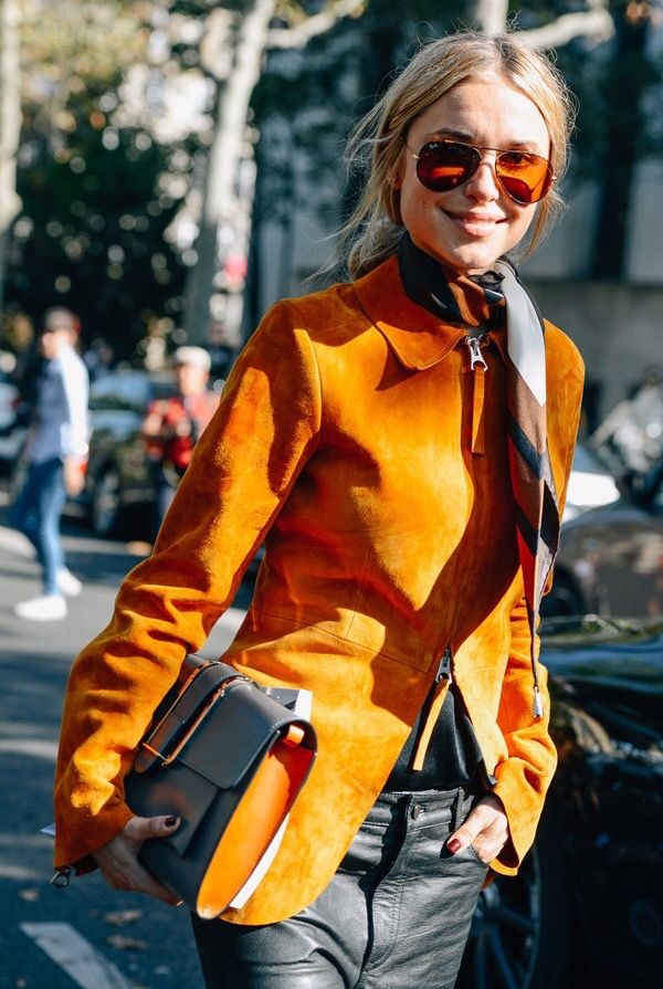 南瓜黄适合什么人群穿,秋冬穿南瓜黄