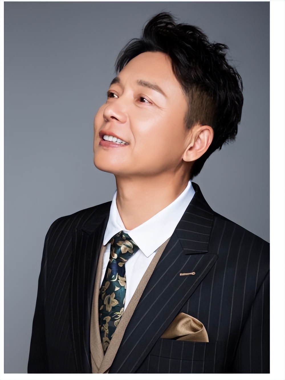 刘奕君出演了30年的配角大器晚成,45岁演员刘奕君现状