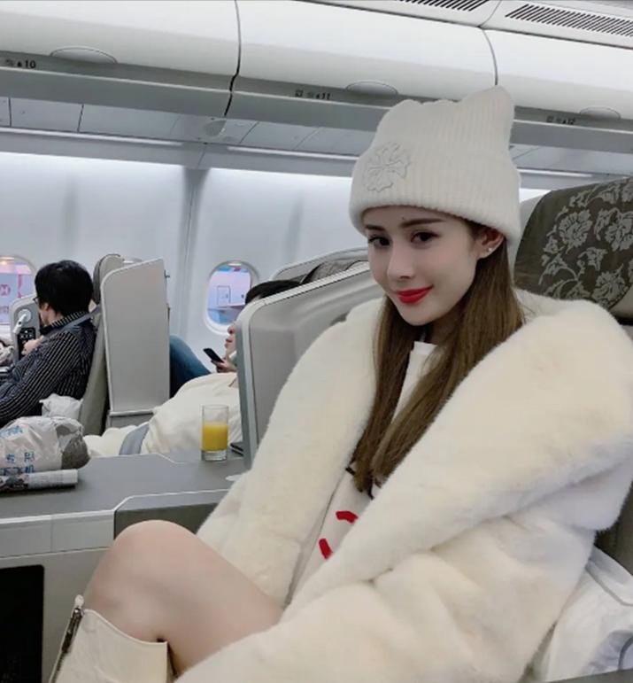 洗头妹逆袭分手费9亿,洗头妹韦雪个人资料