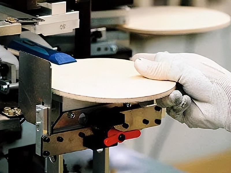 乒乓球底板工艺流程,怎样练习制作蝴蝶乒乓球底板